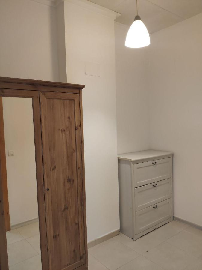 L4 Apartment ซานติปอนเซ ภายนอก รูปภาพ